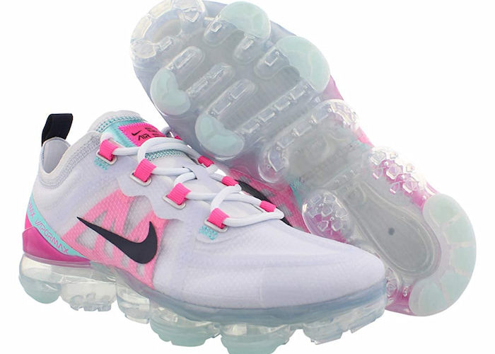 Nike Air Vapormax Running shoes white/pink